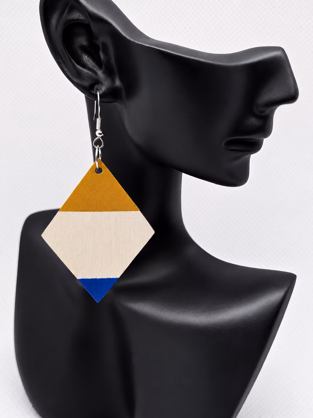 Ocean and Ochre - Image 2